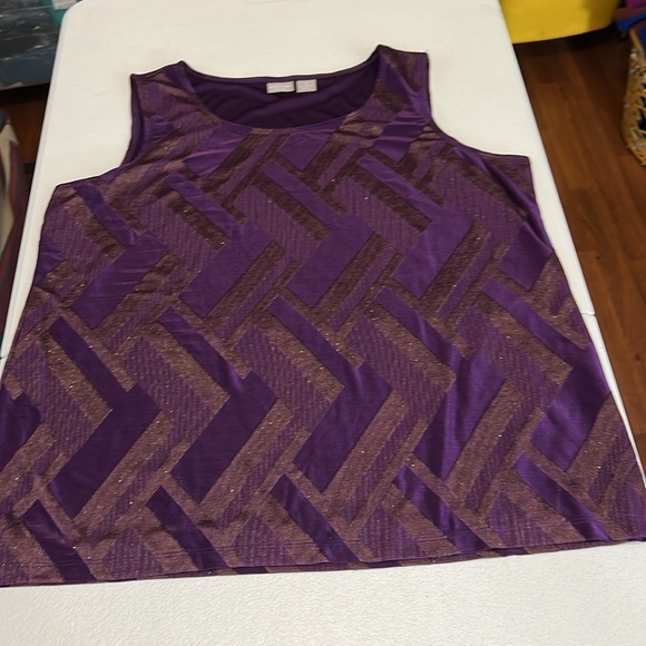 Chico’s Travelers Sz 3 (16 - 18) Purple Jacquard Print Lurex Tank NWT - Picture 3 of 10